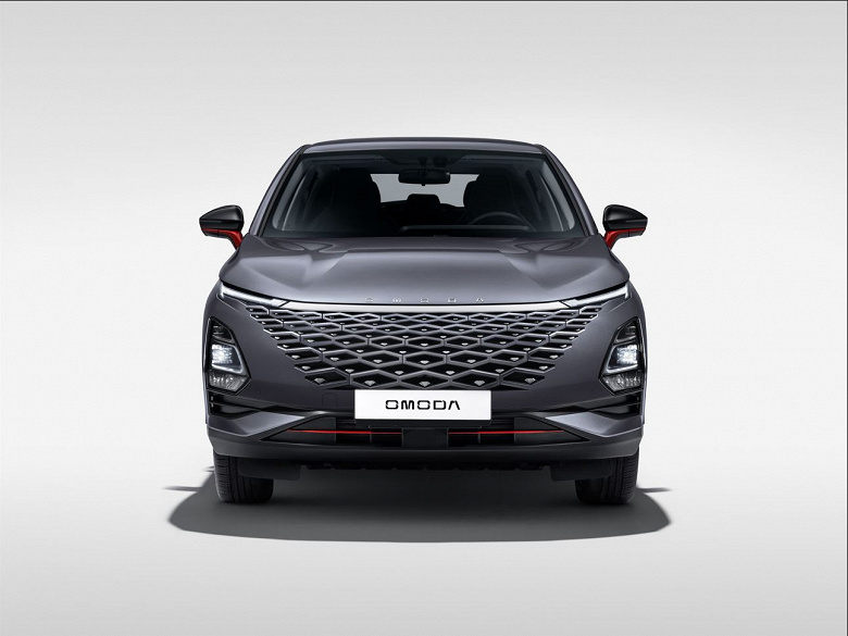 В России впервые представлен интерьер кроссовера Omoda C5