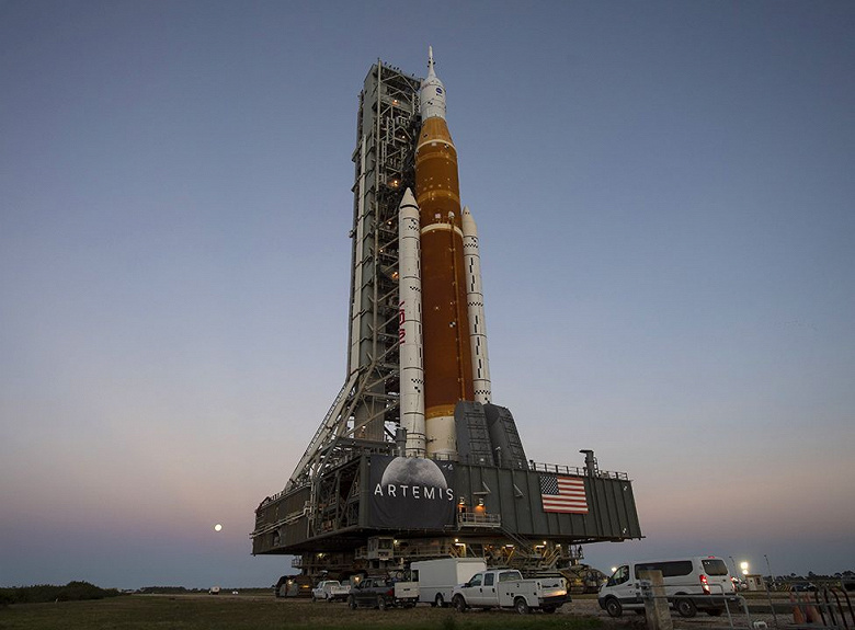 «Заменили прокладки». NASA отчиталось о ремонте сверхтяжелой ракеты SLS для лунной миссии