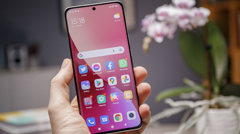 1200p+, 1300p+ и 1440p станут самыми популярными разрешениями для новых смартфонов. Всё больше экранов будут китайскими