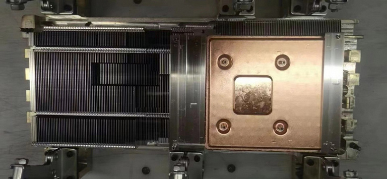 Fotos des Kühlsystems der GeForce RTX 4090 überraschen mit der Anzahl der Heatpipes