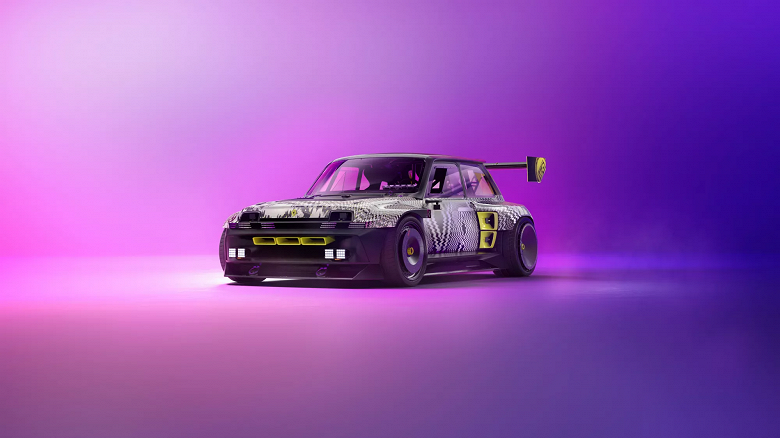 Born to drift. Presented electric car Renault R5 Turbo 3E