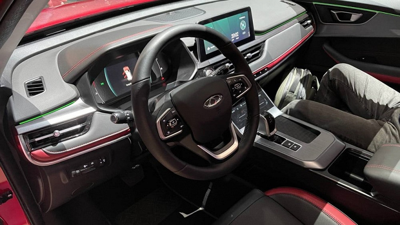 Kein Killer-Hyundai Creta. Der Verkauf von Chery Tiggo 4 Pro begann in Russland, sie verlangen ein Auto ab 1,79 Millionen Rubel