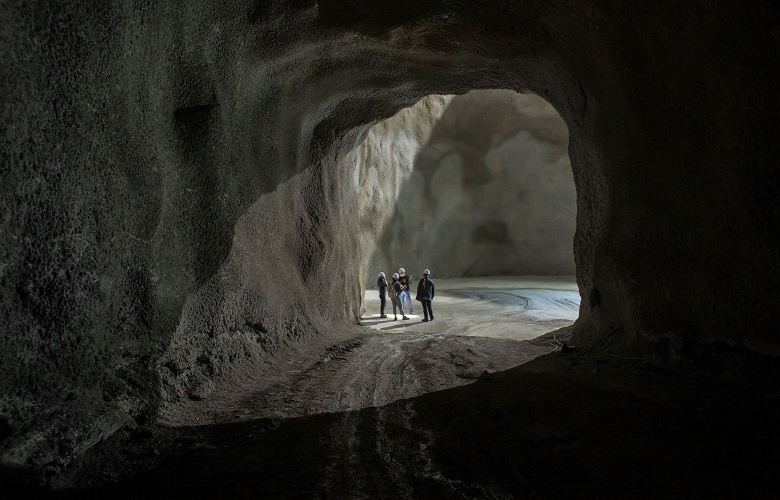 В Южной Корее построили подземную лабораторию по изучению тёмной материи. Объект находится на глубине 1 км под землей