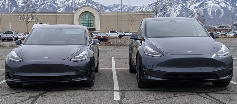 Tesla продолжает «урезать» свои автомобили. Теперь из Model 3 и Model Y удаляют ультразвуковые датчики