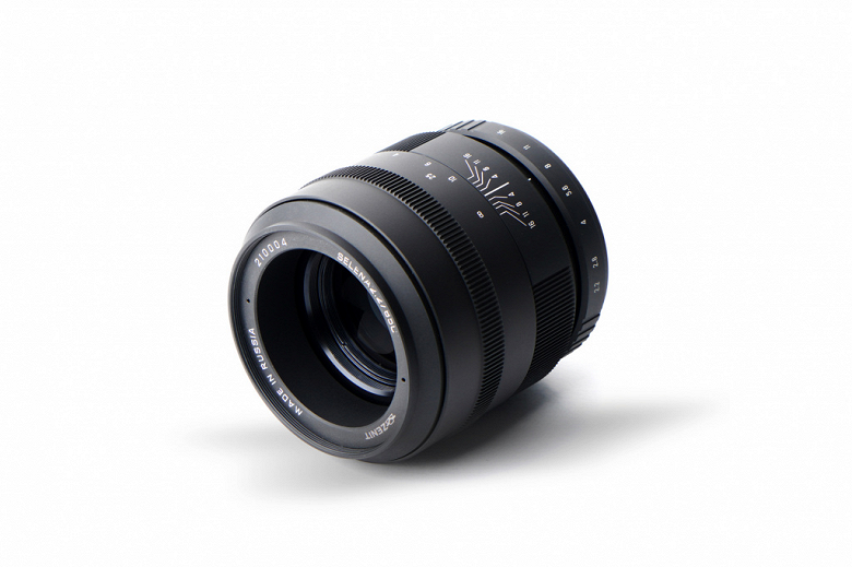 A new photo lens
