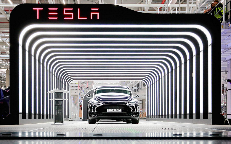 После снижения цен сроки ожидания новых Tesla в Германии выросли