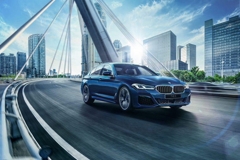 Представлены BMW 5-й серии в исполнении 50th Anniversary Edition