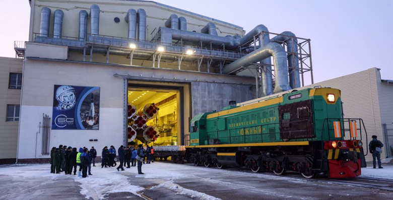 Утро на Байконуре: ракета &laquo;Союз-2.1а&raquo; с кораблём &laquo;Союз МС-23&raquo; уже на старте