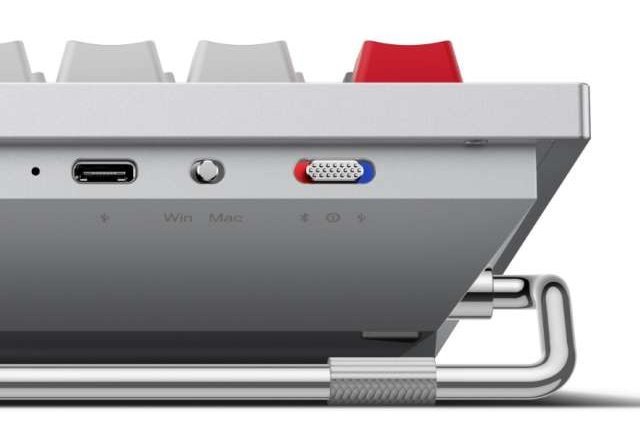 Металлический корпус, механические переключатели, аккумулятор 4000 мА·ч, подсветка RGB. OnePlus представила свою первую клавиатуру – Featuring Keyboard 81 Pro