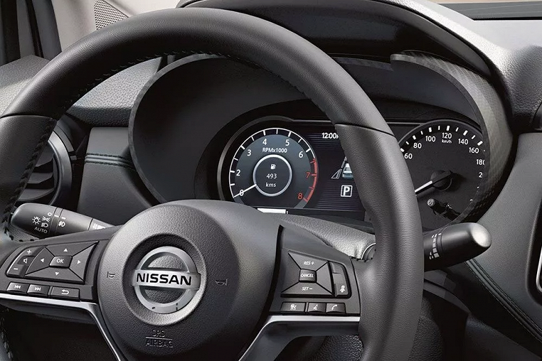 В России начали продавать Nissan Sunny 2022