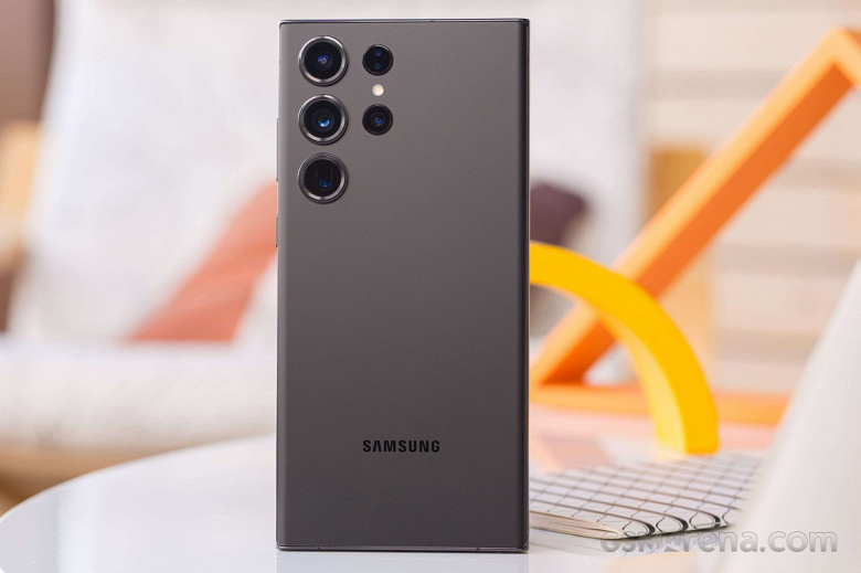 Имеет ли смысл покупать 45-ваттную зарядку для Samsung Galaxy S23 Ultra? Тесты зарядки и автономности показали, как обстоят дела у нового флагмана