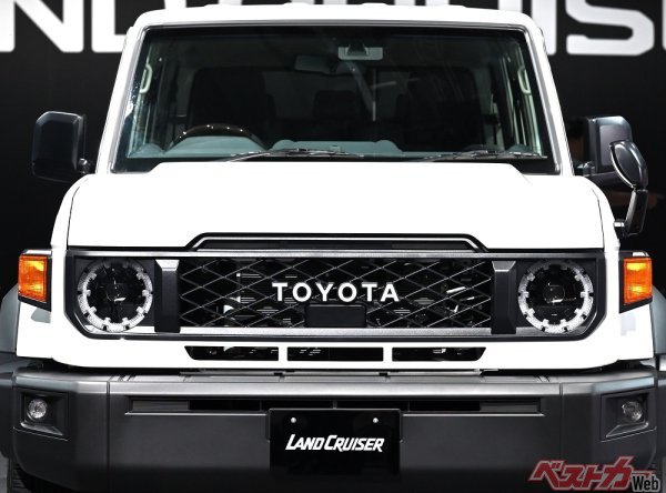 Toyota создала идеальный внедорожник для любителей машин старой школы. Все подробности о новом Land Cruiser 70 за пару недель до старта продаж