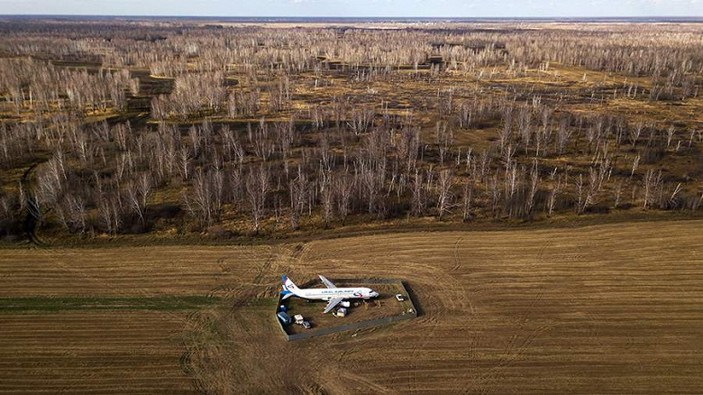 Завершено расследование посадки самолёта Airbus A320 в поле под Новосибирском
