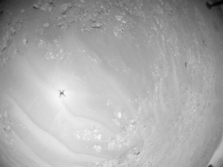Марсианский вертолёт NASA Ingenuity отснял и передал на Землю по-настоящему фантастические кадры: видео