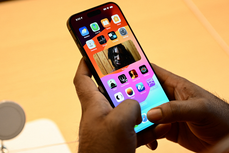 Apple разрешит установку приложений на iPhone не из App Store в Европе — названы сроки