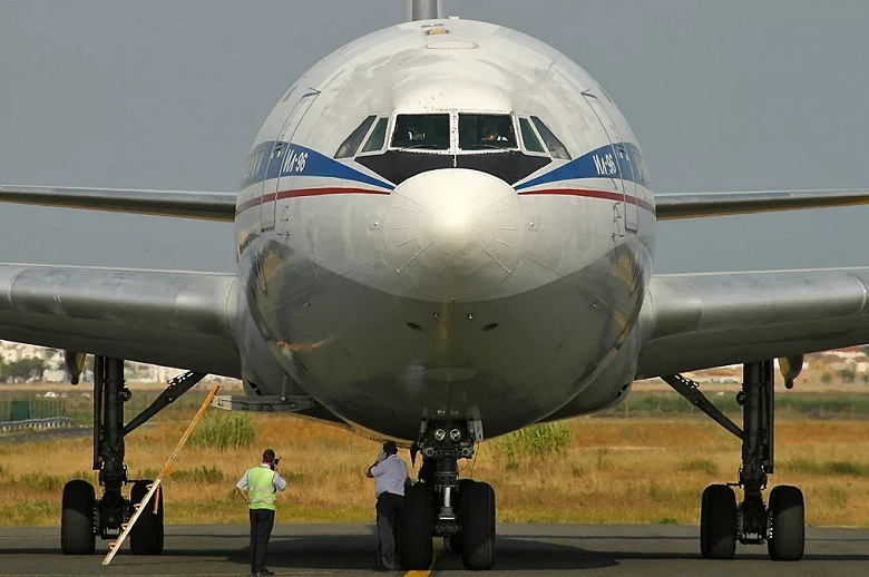 &laquo;Возвращен в строй один из флагманов российской транспортной авиации Ил-96-400Т&raquo;. ОАК объявила о возобновлении перевозок коммерческих грузов самолётом&nbsp;Ил-96-400Т