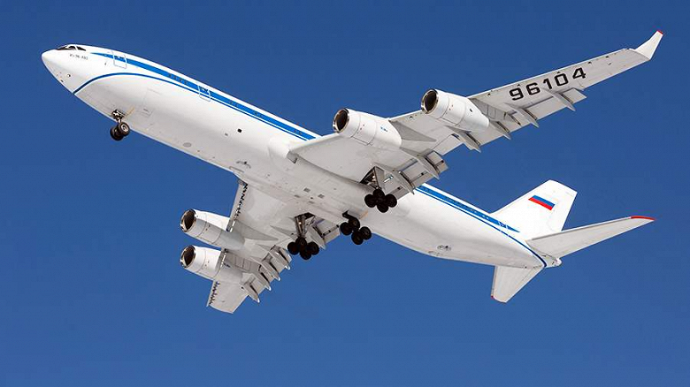 Ил-96-400 может стать пассажирским самолётом
