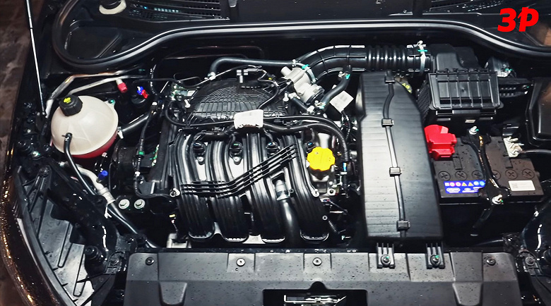 Своеобразный вариатор, простор сзади как в Camry, улучшенная шумоизоляция и &laquo;наша кожа&raquo;. Появился первый большой тест Lada Aura