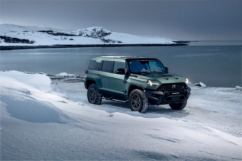 1088 л.с., четыре мотор-колеса, 3,3 тонны, 142,7 кВт•ч, дрон на крыше, режим «краба». Объявлены российские цены на M-Hero 917