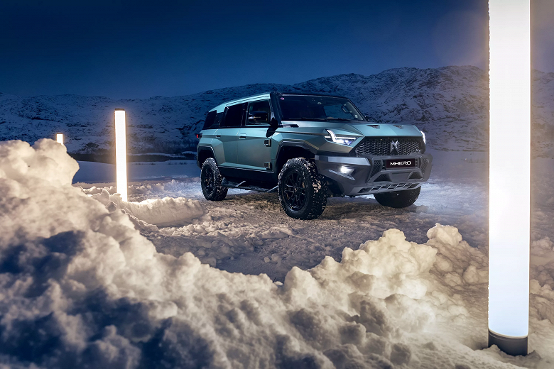 1088 л.с., четыре мотор-колеса, 3,3 тонны, 142,7 кВт•ч, дрон на крыше, режим «краба». Объявлены российские цены на M-Hero 917