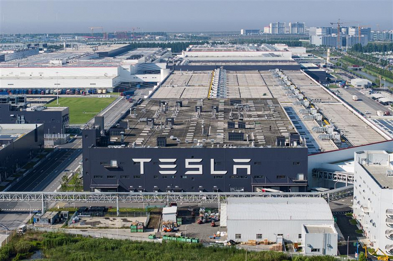 Один автомобиль, чтобы править всеми. Tesla готовится к массовому производству машины за $25 000: «Достигнут значительный прогресс»