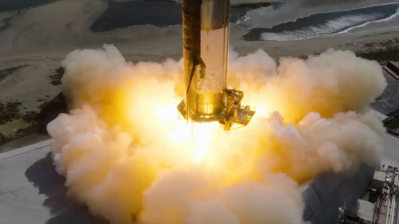 SpaceX «завела» огромный космический корабль Starship перед третьим испытательным полётом, видео