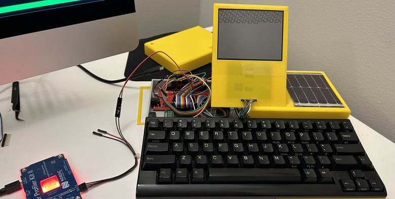 Инженер создал ноутбук PotatoP, который может работать до 2 лет на одной зарядке аккумулятора
