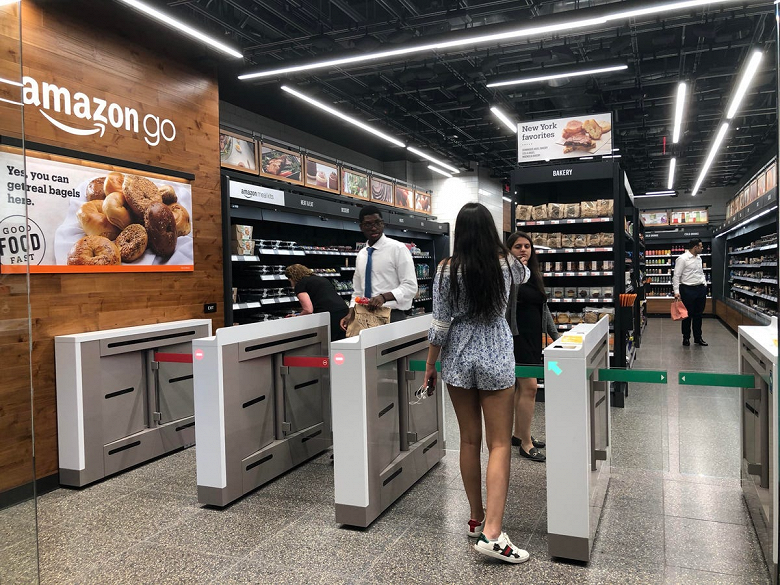 Amazon закрывает четверть своих магазинов Amazon Go без касс и продавцов