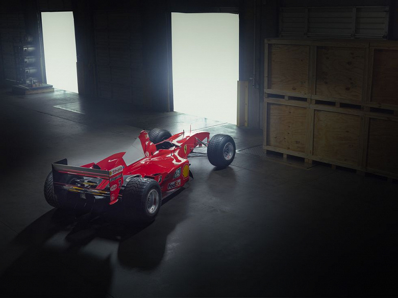 Болид Ferrari Михаэля Шумахера выставляют на аукцион