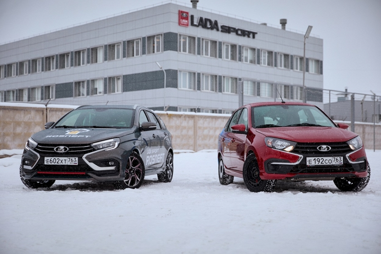 АвтоВАЗ демонстрирует прототипы новых Lada Vesta Sport и Granta Sport на «Байкальской миле 2023»