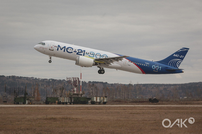 Мишустин: с 2026 года в России будет производиться более 100 самолётов ежегодно