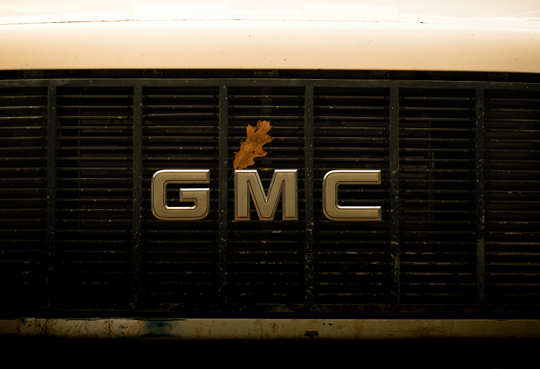 Поболтать с машиной: General Motors добавит ChatGPT в свои автомобили