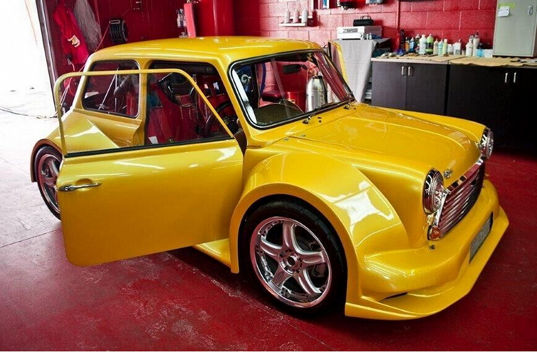 388-сильный Mini Cooper выставили на eBay