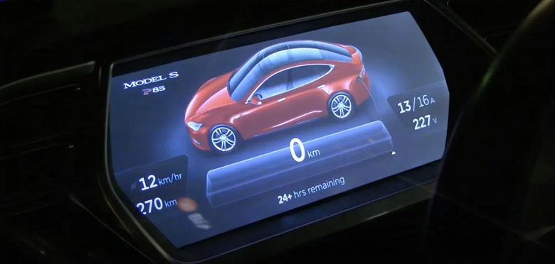 Аккумуляторы в электромобилях Tesla деградируют быстрее, чем было объявлено ранее