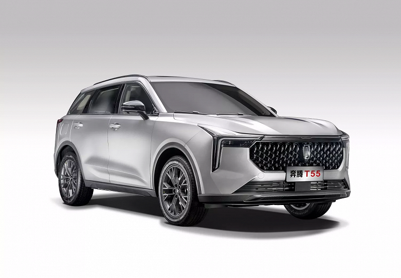 В России официально выходят FAW Bestune В70 и FAW Bestune Т55. Объявлены планы по продажам