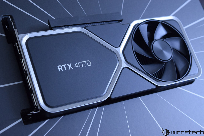 Nvidia только выпустила GeForce RTX 4070, но уже прекращает поставки. Компания решила заморозить их на месяц из-за слабых продаж