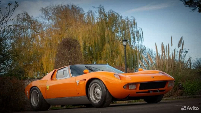 «Один из самых красивых автомобилей всех времён». На Avito продают суперкар Lamborghini Miura 1971 года выпуска