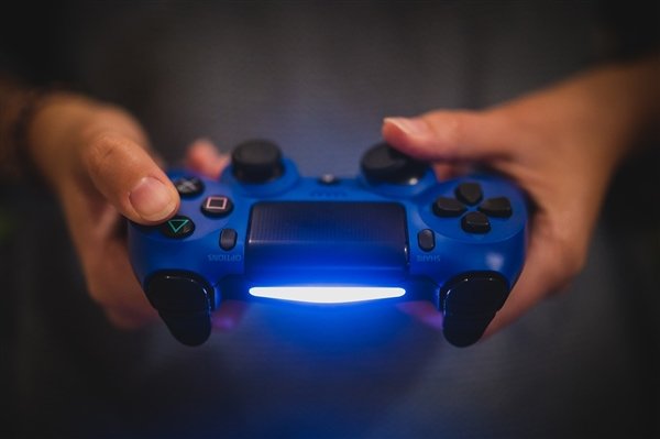 Новые особенности Sony PlayStation 5 вскрылись в патенте