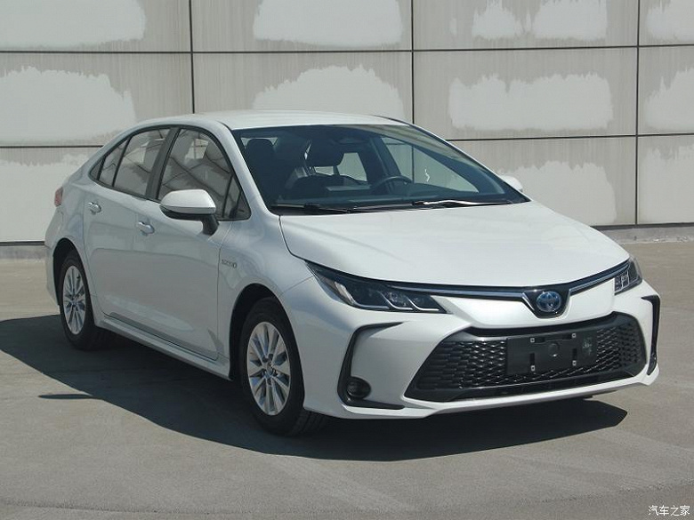 В Китае стартуют продажи новой Toyota Corolla — c гибридной установкой пятого поколения и расходом 4 л на 100 км