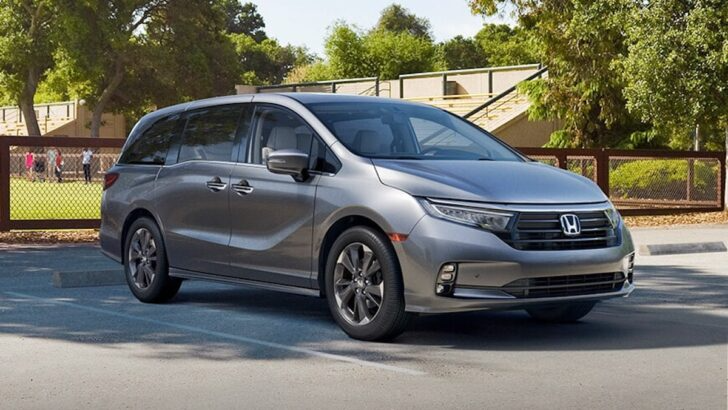 Новые Honda Odyssey 2023 появились в продаже в России