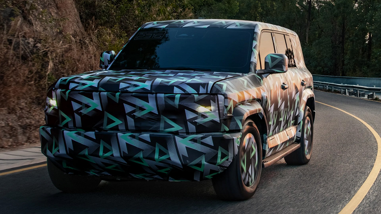 «Леопард» потягается с Mercedes G-Class: раскрыто название нового бренда компании BYD