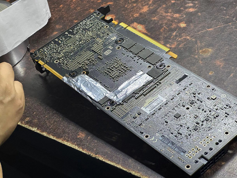 GeForce RTX 2080 Ti с 44 ГБ памяти. Такого монстра создали китайские энтузиасты
