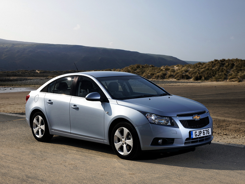 Прощай, Chevrolet Cruze. Модель с 15-летней историей снимают с производства