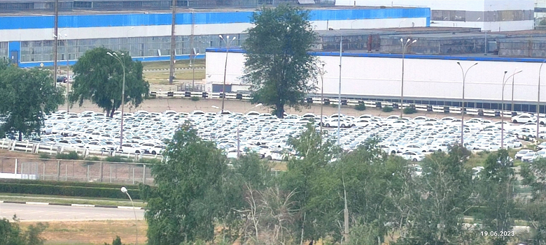 «Белое море» из Lada становится всё меньше: АвтоВАЗ доработал все Granta, но осталось еще более 4 тыс Vesta NG