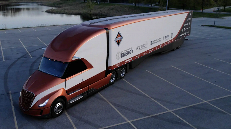 Представлен огромный грузовик с рекордно низким расходом топлива и высоким КПД Navistar International SuperTruck II
