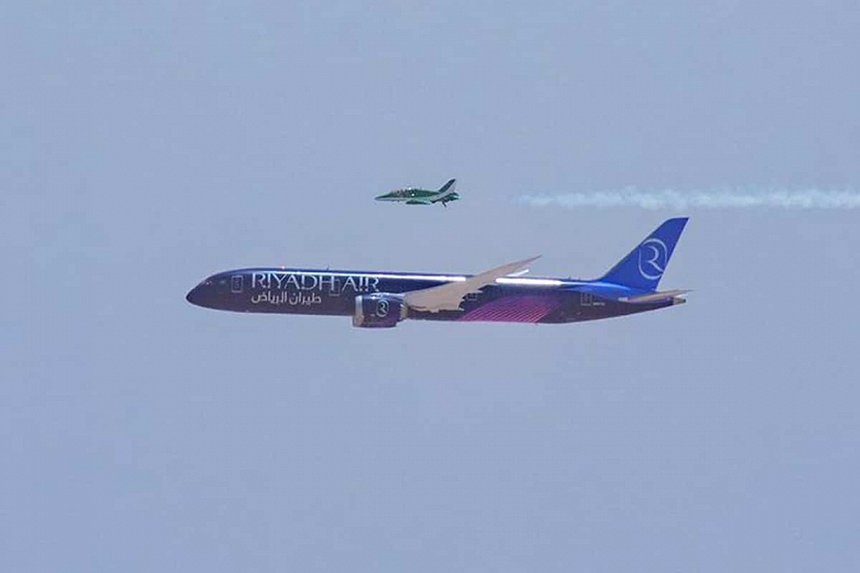 Новейшая авиакомпания Riyadh Air совершила первый полёт и показала фирменный самолёт
