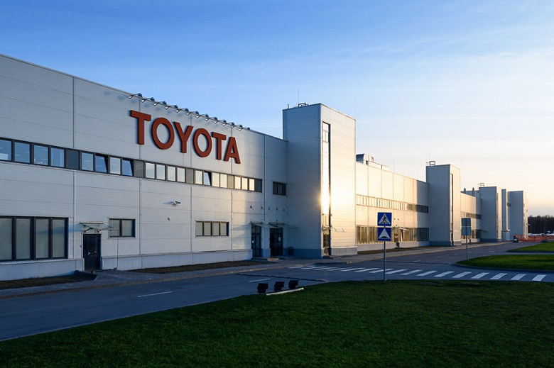 Toyota ушла с концами. Японский производитель не получил возможности выкупить российский завод