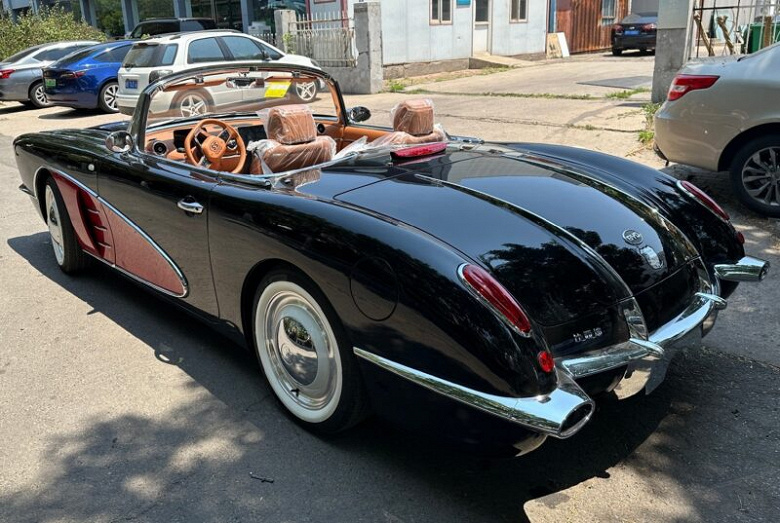 330-сильный родстер на базе классического Chevrolet Corvette 1958. В Китае замечен новый автомобиль BYD