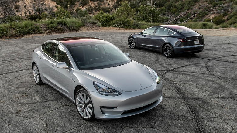 Tesla Model 3 стала дешевле Toyota Camry: автомобиль уже можно официально купить за 25 240 долларов в США