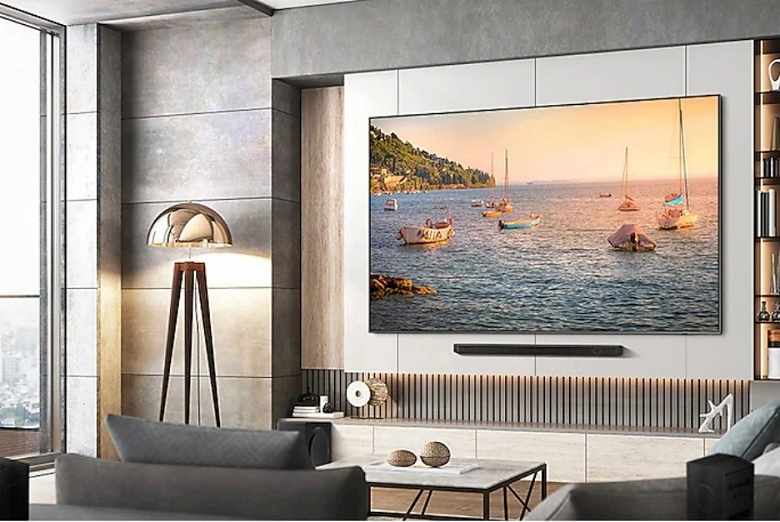 Всё познаётся в сравнении: новый 98-дюймовый телевизор Samsung Q80Z стоит в 7 раз меньше представленного несколькими днями ранее